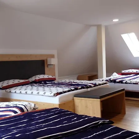 Hotel Zum Rebstock 3*