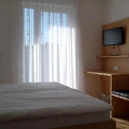 Zum Rebstock Hotel