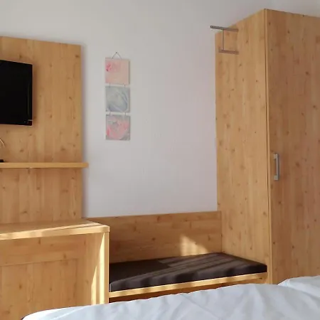 酒店 Zum Rebstock 玛特丁恩