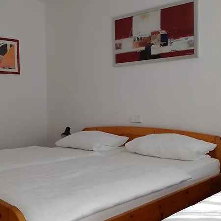 Zum Rebstock Szálloda 3*