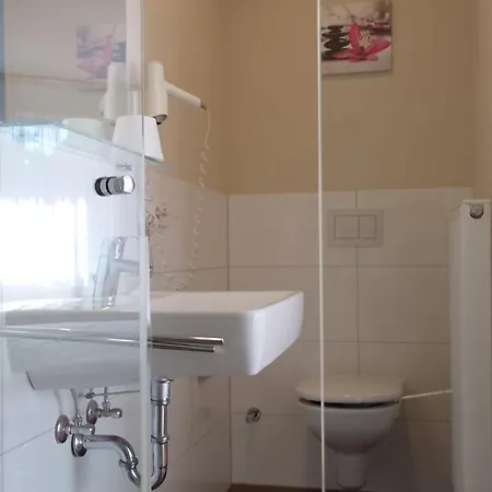 Szálloda Zum Rebstock 3*