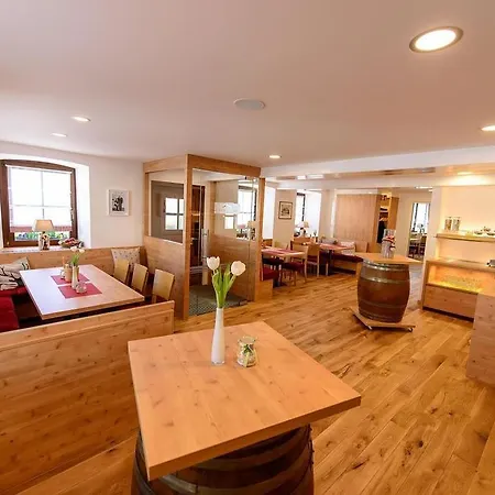 Hotel Zum Rebstock